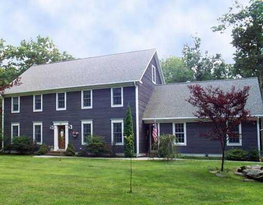 44 AZALEA Avenue