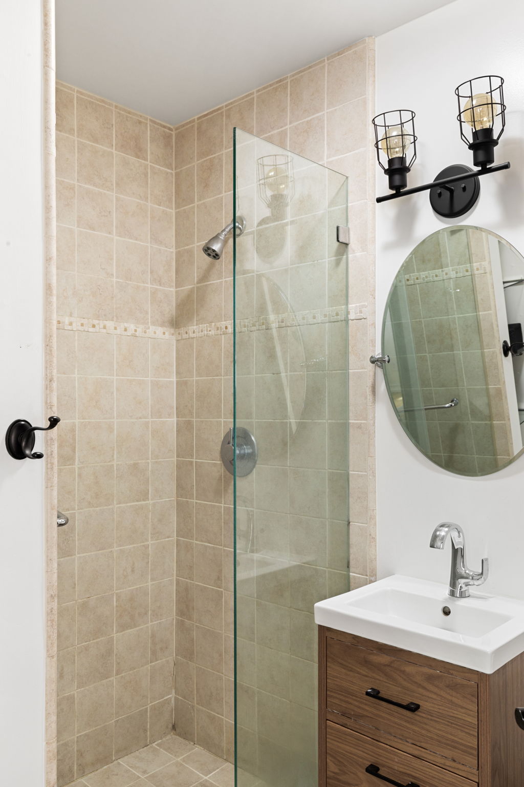 1508 N Beverly Glen Blvd, Bel Air