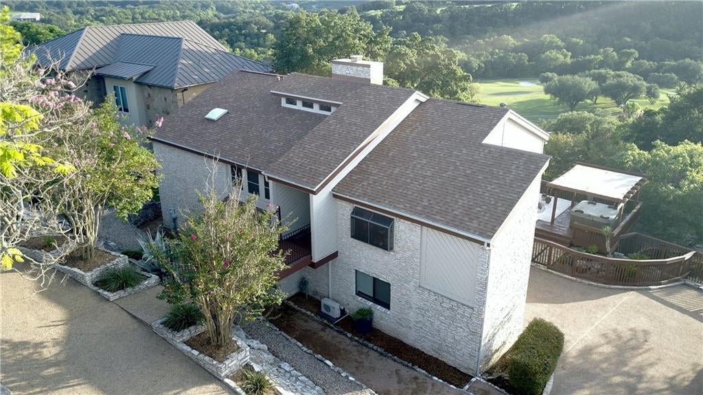 1904 Cypress Pt W