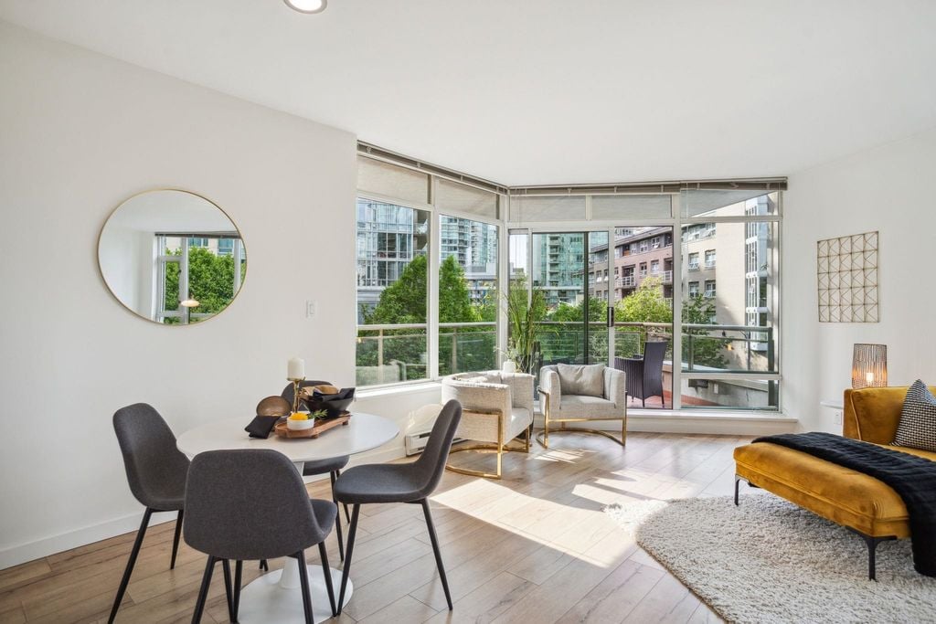 1478 W Hastings St, #400