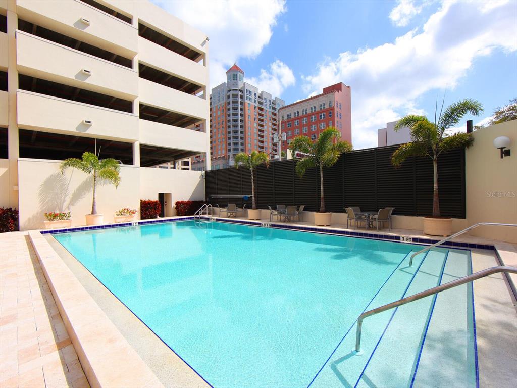 1255 North Gulfstream Ave, #904