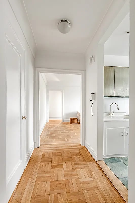 800 West End Avenue #14 E