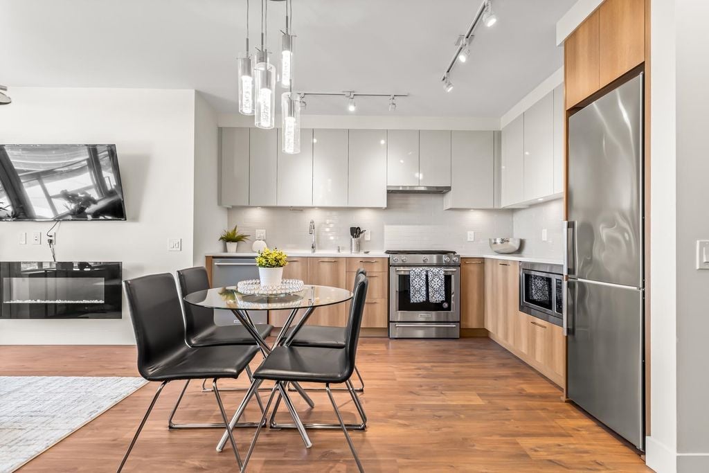 258 Nelson's Ct, #312
