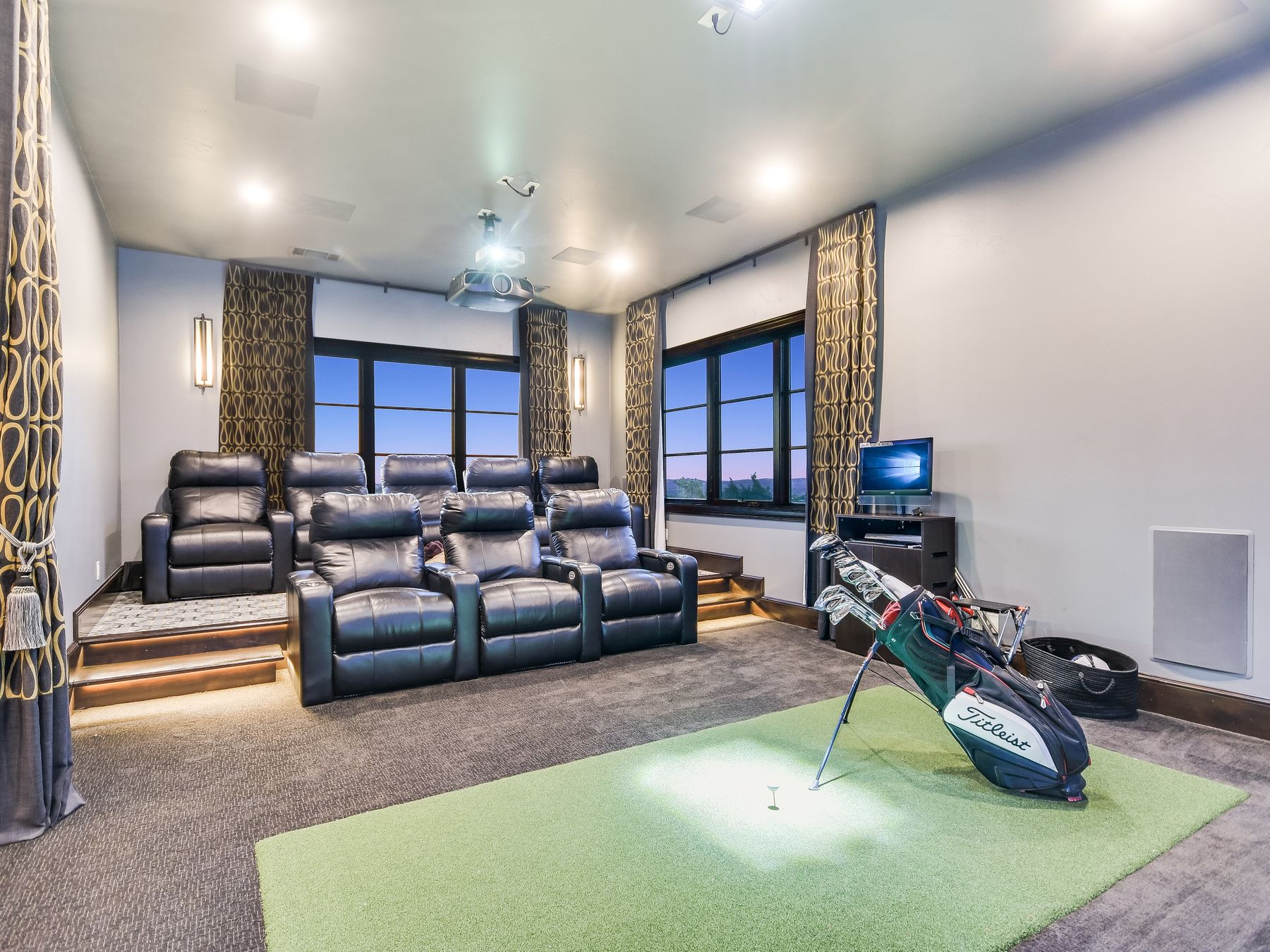 Resort amenities in Seven Oaks