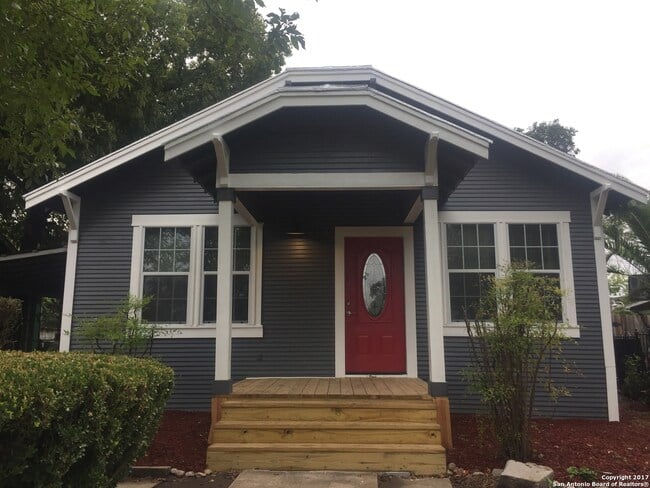 126 Kayton Ave
