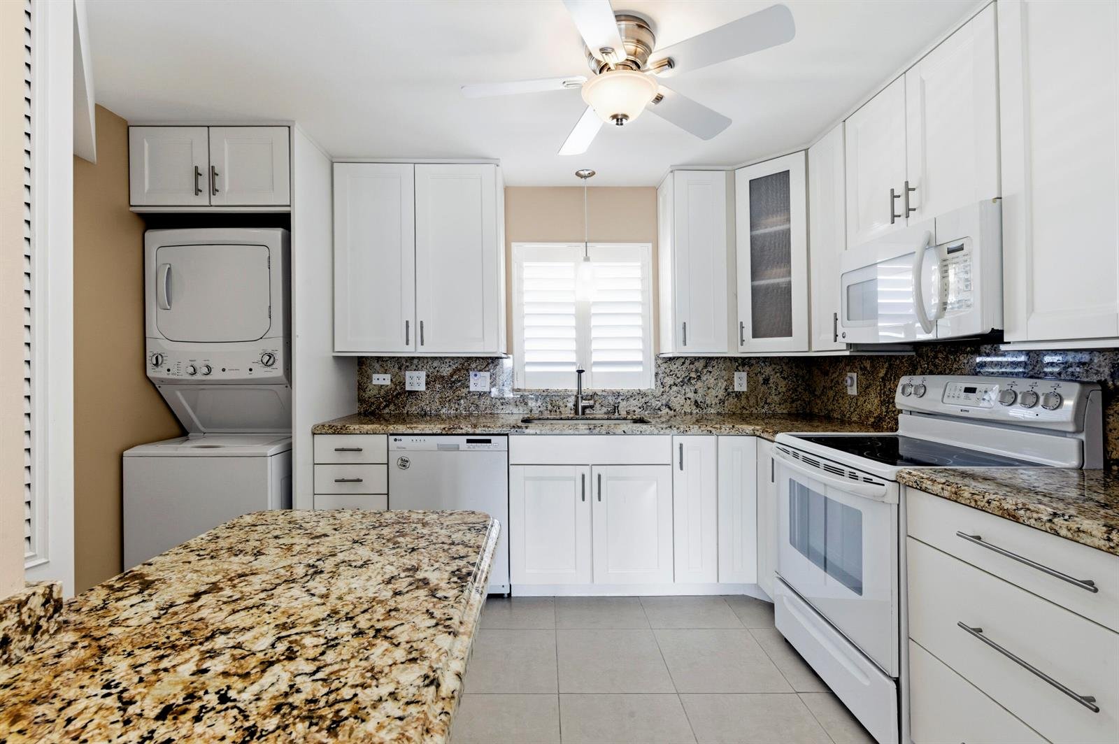 801 Lake Shore Drive #817
