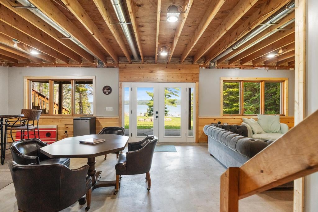 Ferry Rd, Lake Charlevoix