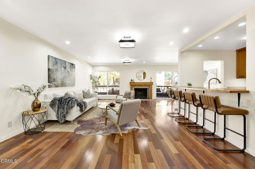 1127 E Del Mar Blvd, #116