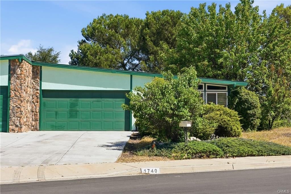1740 Westfield Road Paso Robles CA, 93446
