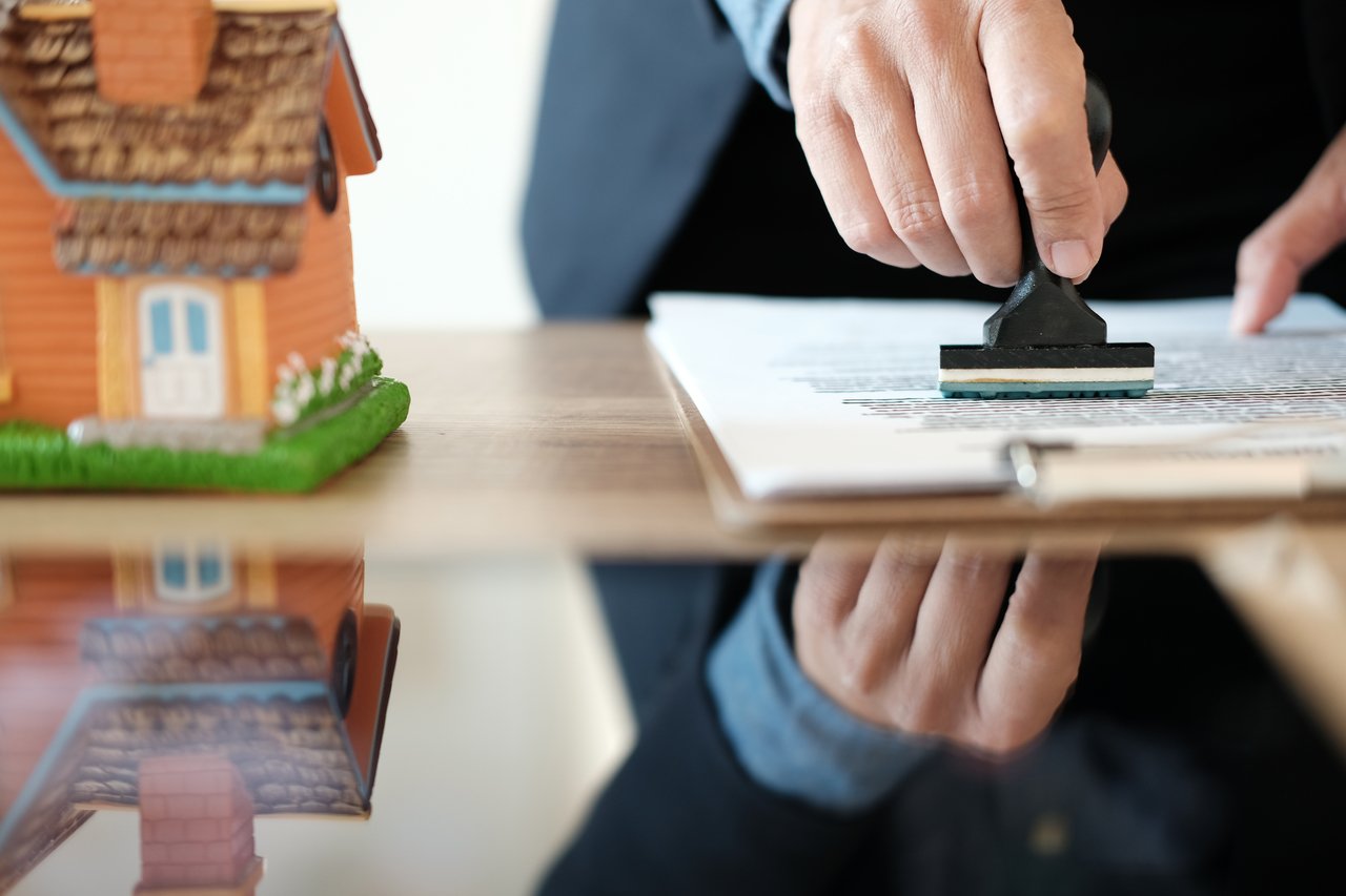 What Experienced Buyers Look for That First-Time Buyers Often Miss