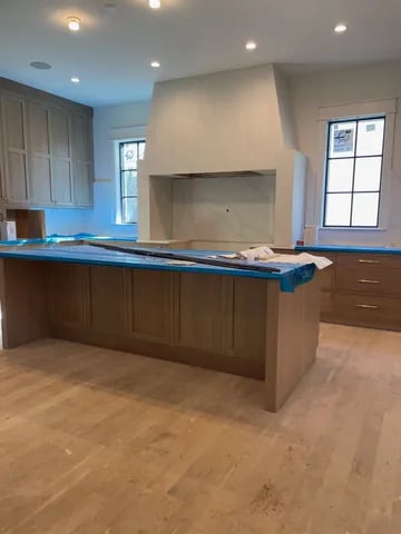 320 Kelly Glenn Ct