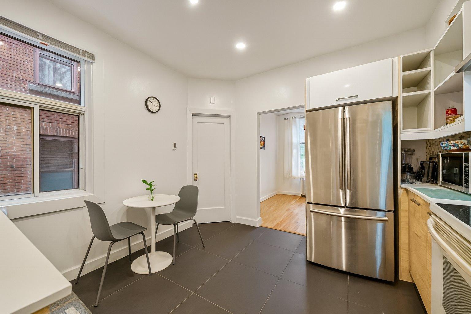 Outremont | Classic triplex in a sought-after area