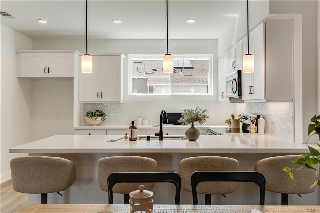 1196 Tiburon Way