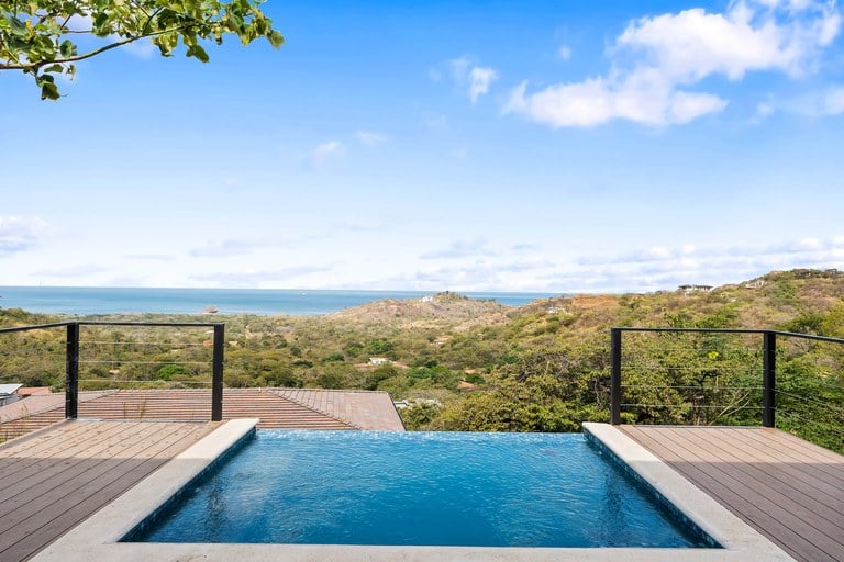 Charming 'Casita' on Expansive Lot