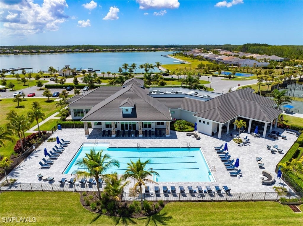 19129 Aqua Shore Dr