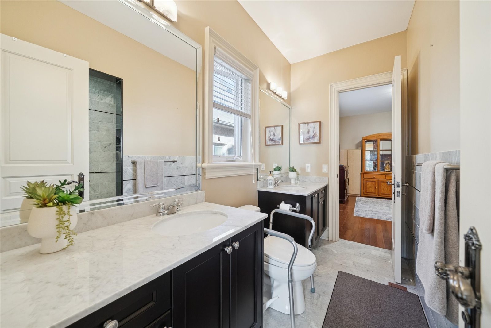 7 Toscanini Rd 