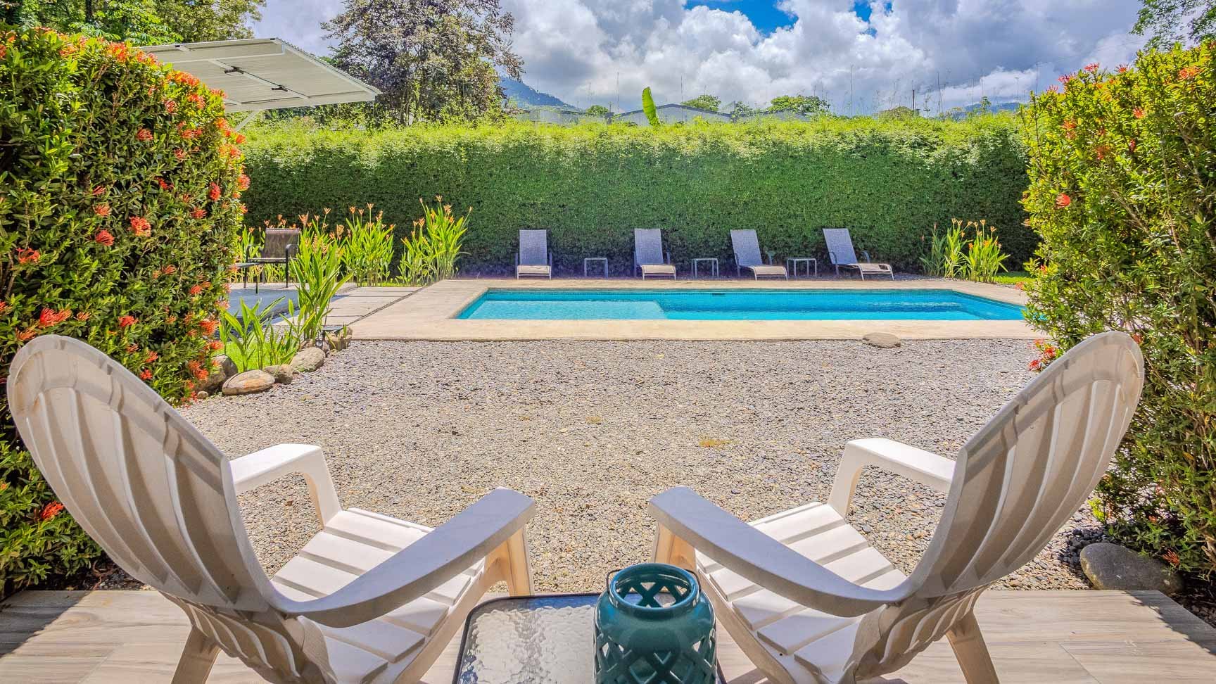 Tropical 3-Cabin Home with Pool and Gardens in the Heart of Uvita