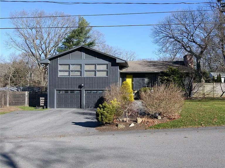 128 Red Chimney Dr