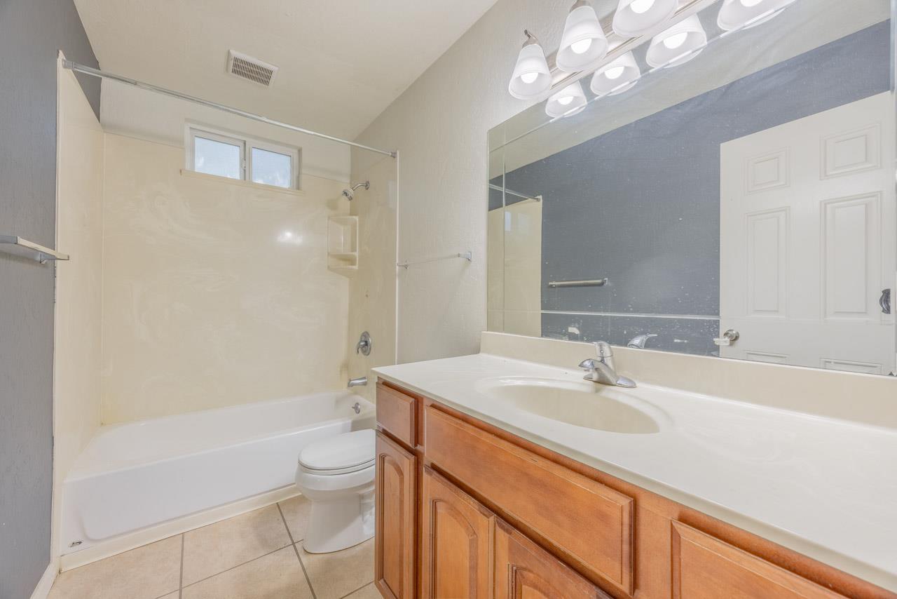84 Madrone Ave #20