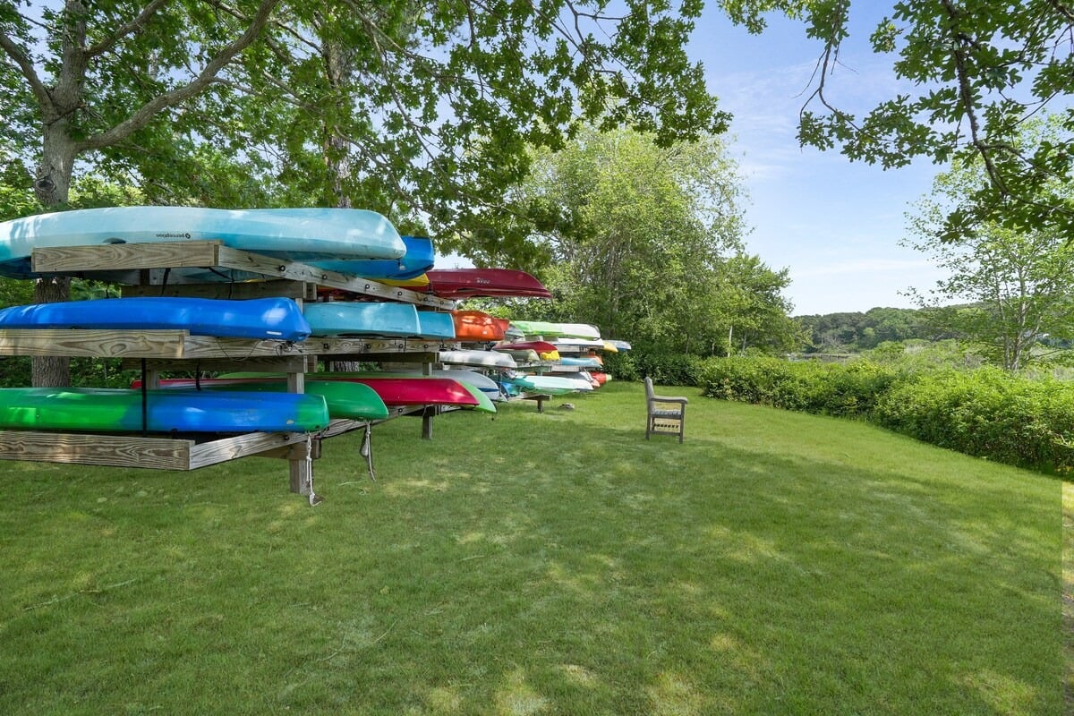 Oak Bluffs Renovated Retreat
