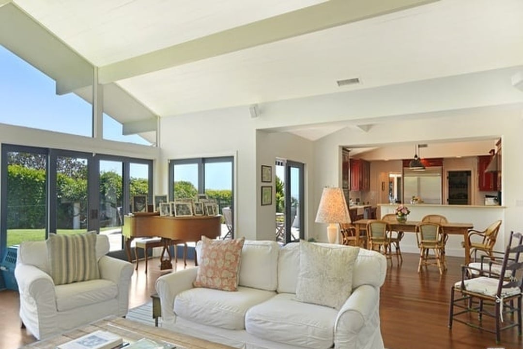 Skyreach Pavilion, Birdview Ave, 90265