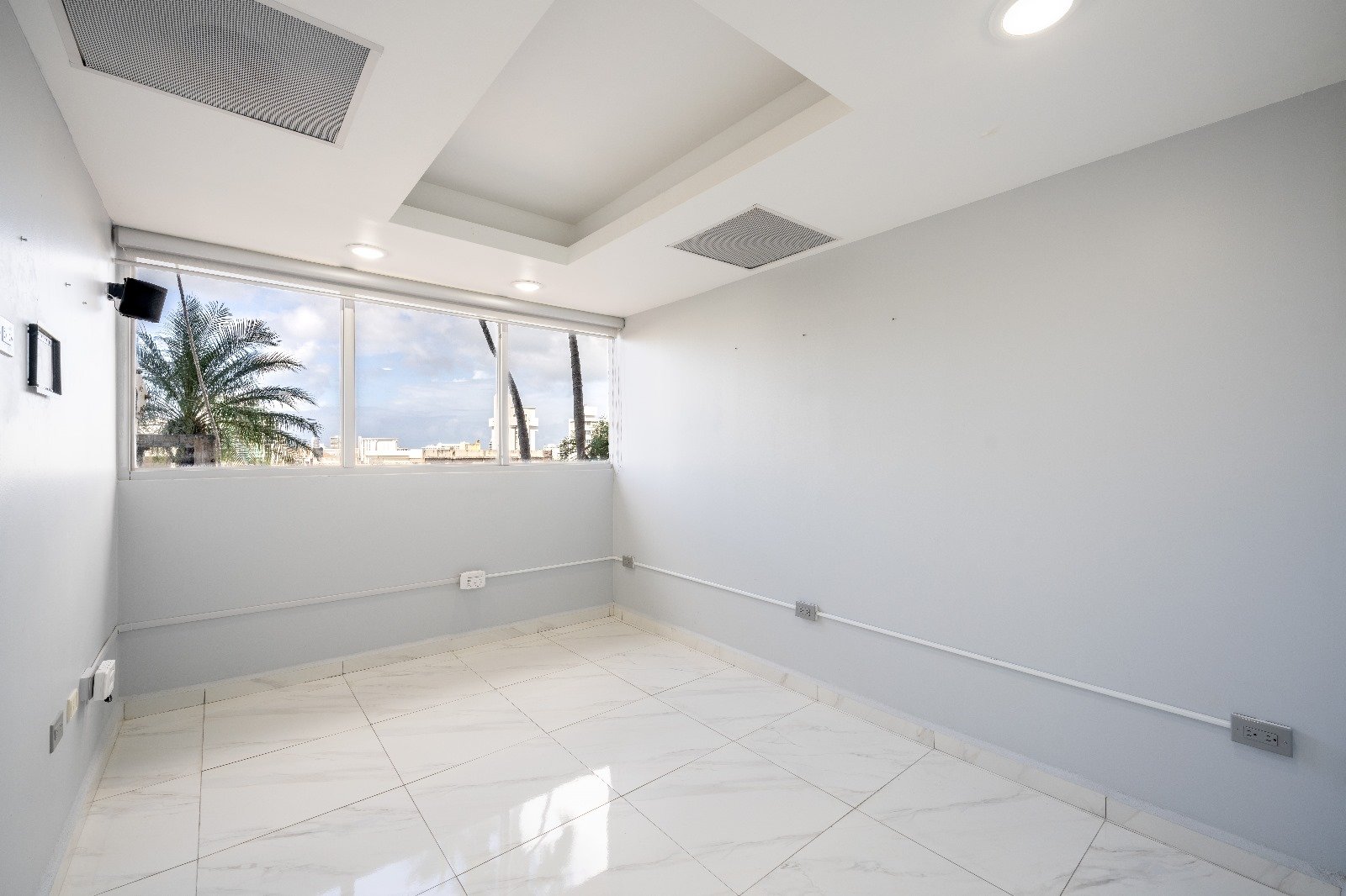 Office Space, VIG Tower, Santurce, PR 00907