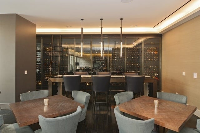 118 E Erie St Unit 28E