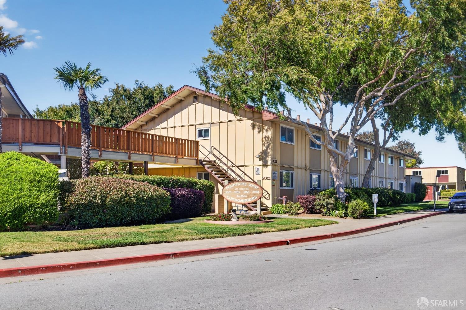 3001 Los Prados Street #208