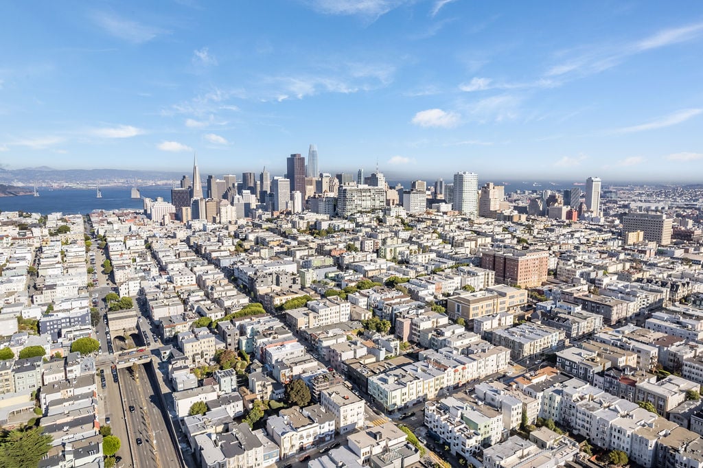 1469 Pacific Ave | 16,493 Light Manufacturing Warehouse