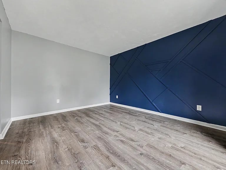 5516 Oakside Drive