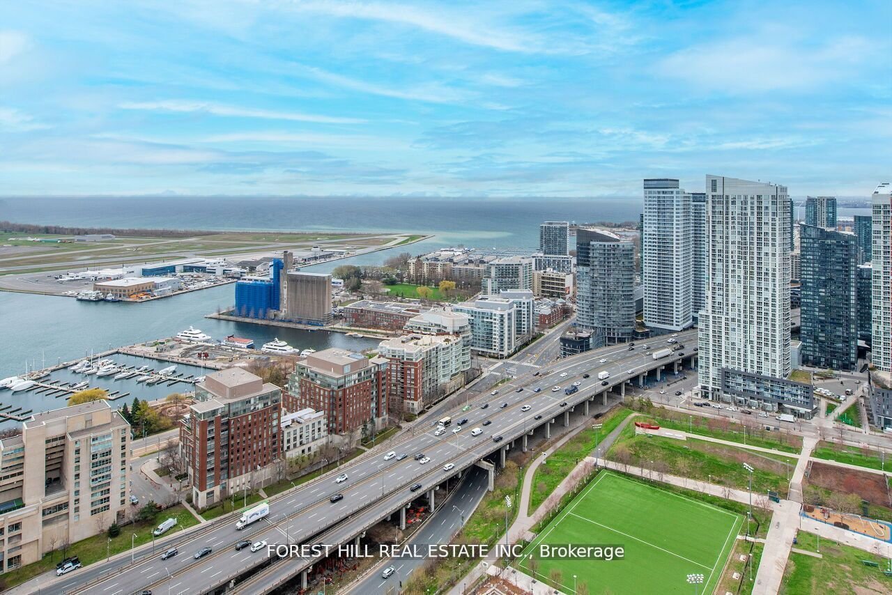 REFINED PENTHOUSE LIVING
