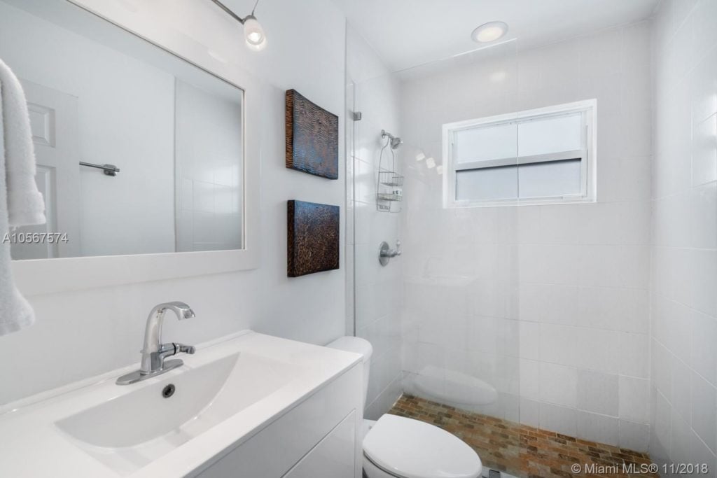 12 Unit Miami Beach Mid-century Building Sells at 751 Meridian by Luca Migliore