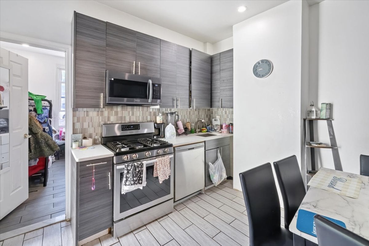 6245 Kennedy Boulevard, North Bergen, NJ