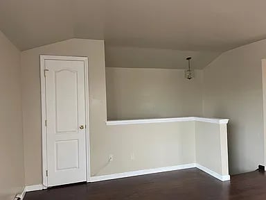 6110 230th St Fl 2