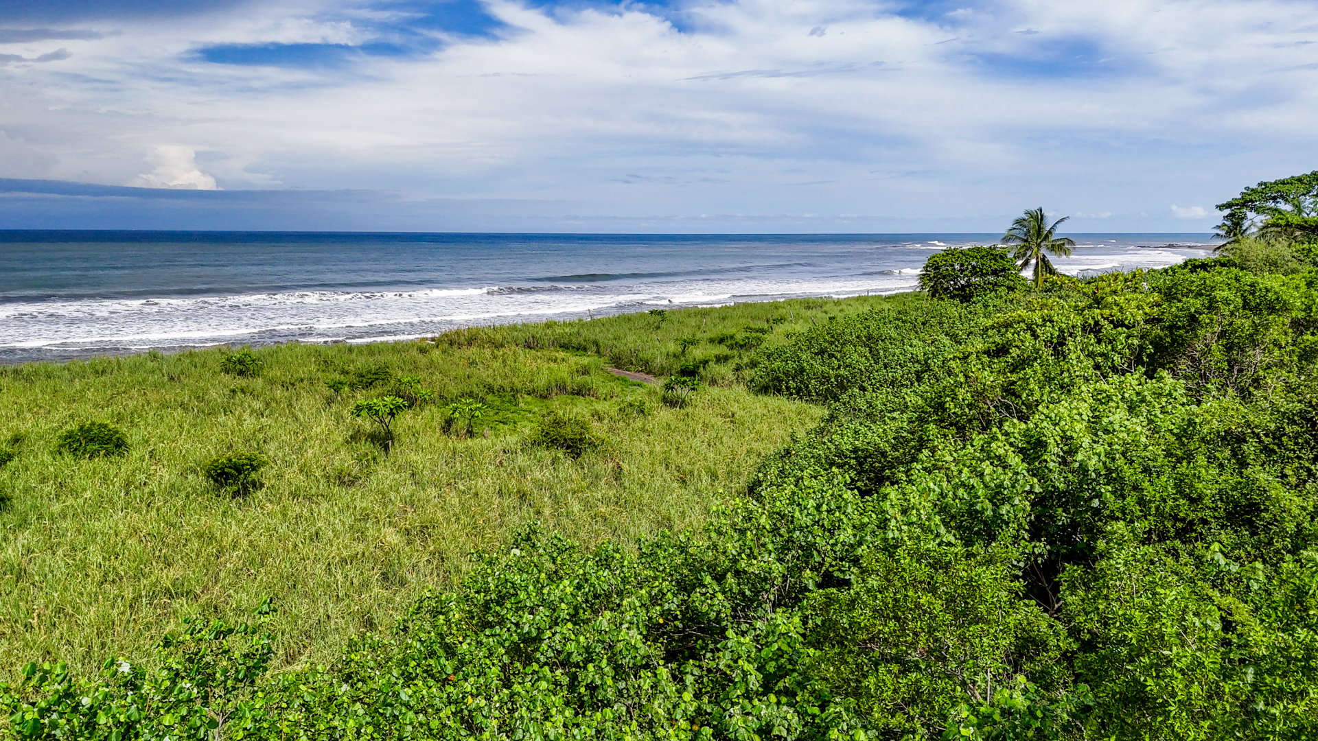 Irreplaceable Titled Beachfront Parcel with 35 Water Letters | 27,040 m² of Prime Coastal Real Estate!