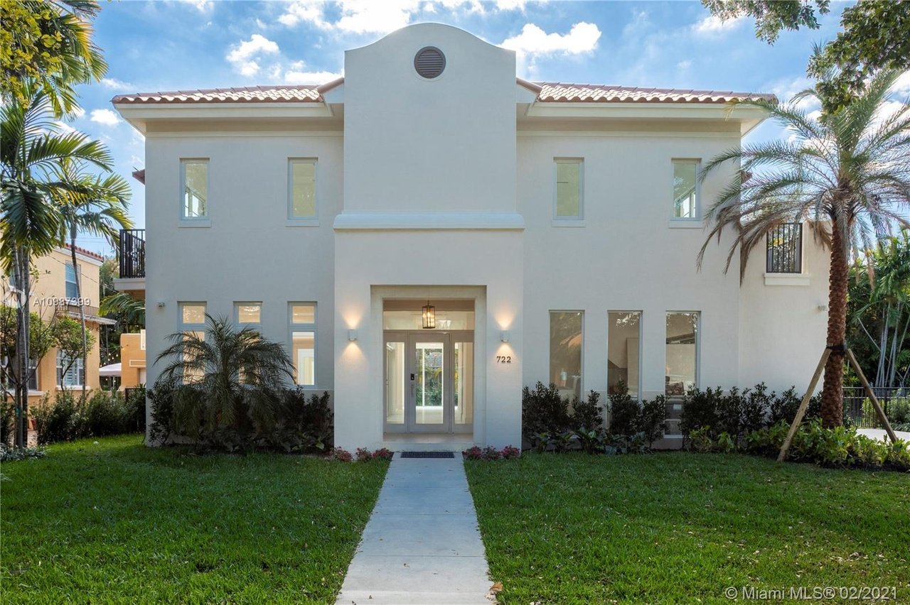 722 Navarre Ave