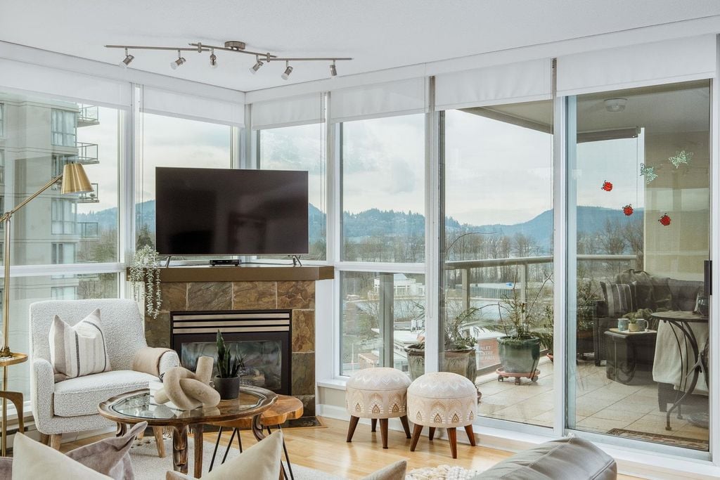235 Guildford Way, #1003