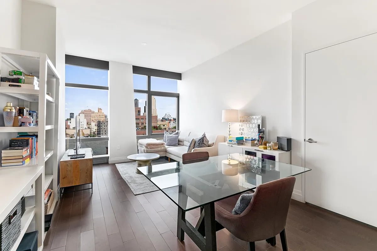 35 W 15th St, #10B