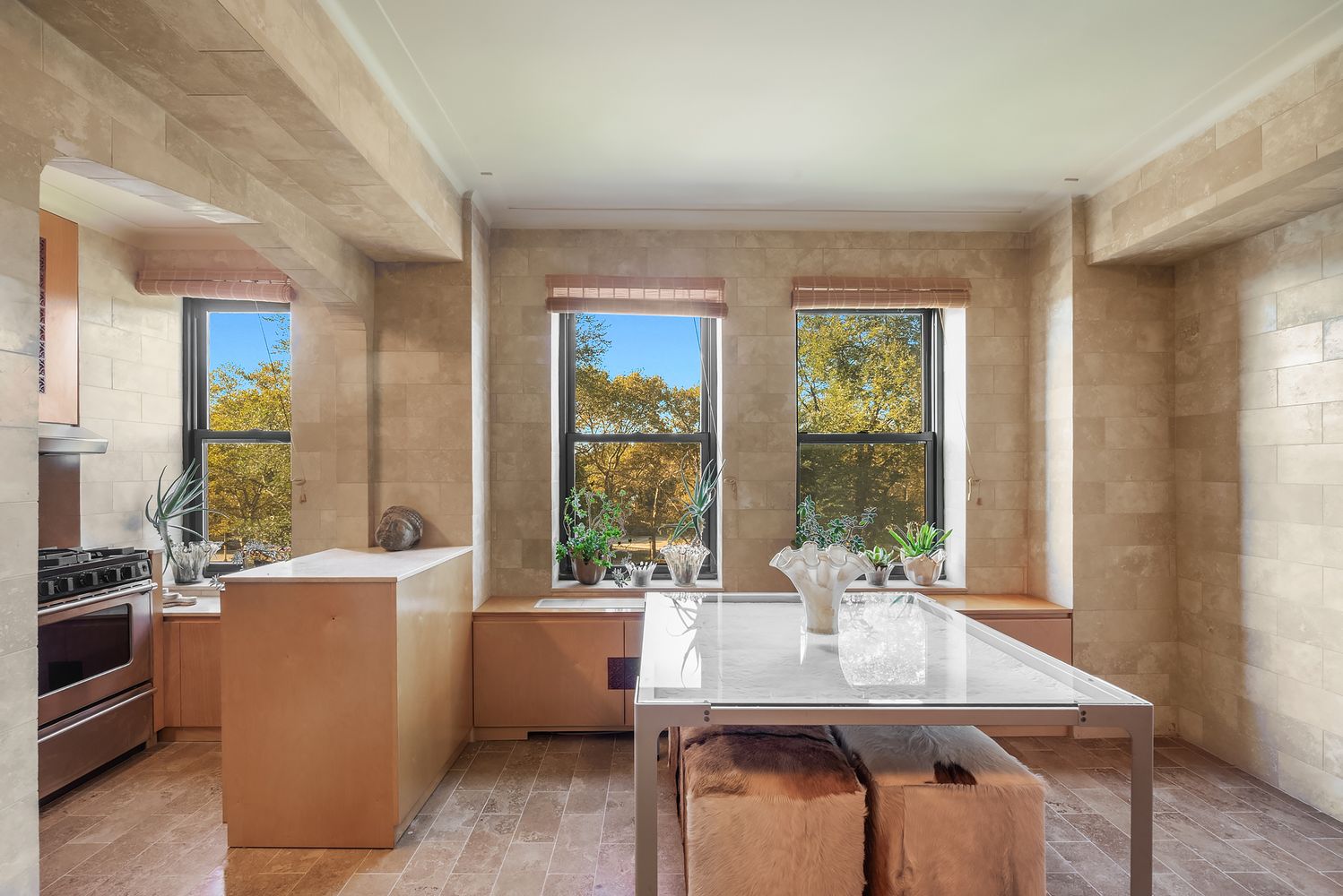 230 Riverside Drive, Unit 4A
