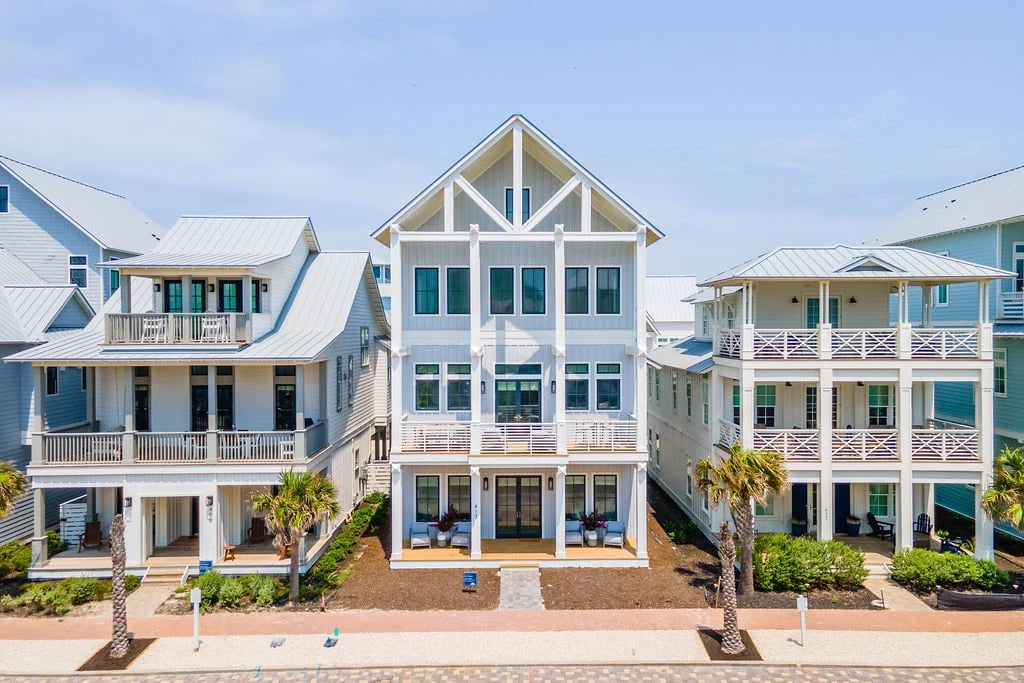 Coastline Drive - Custom Residence 