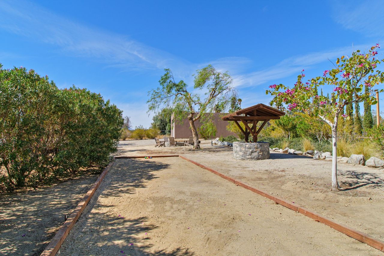 Desert Mountain View Escape