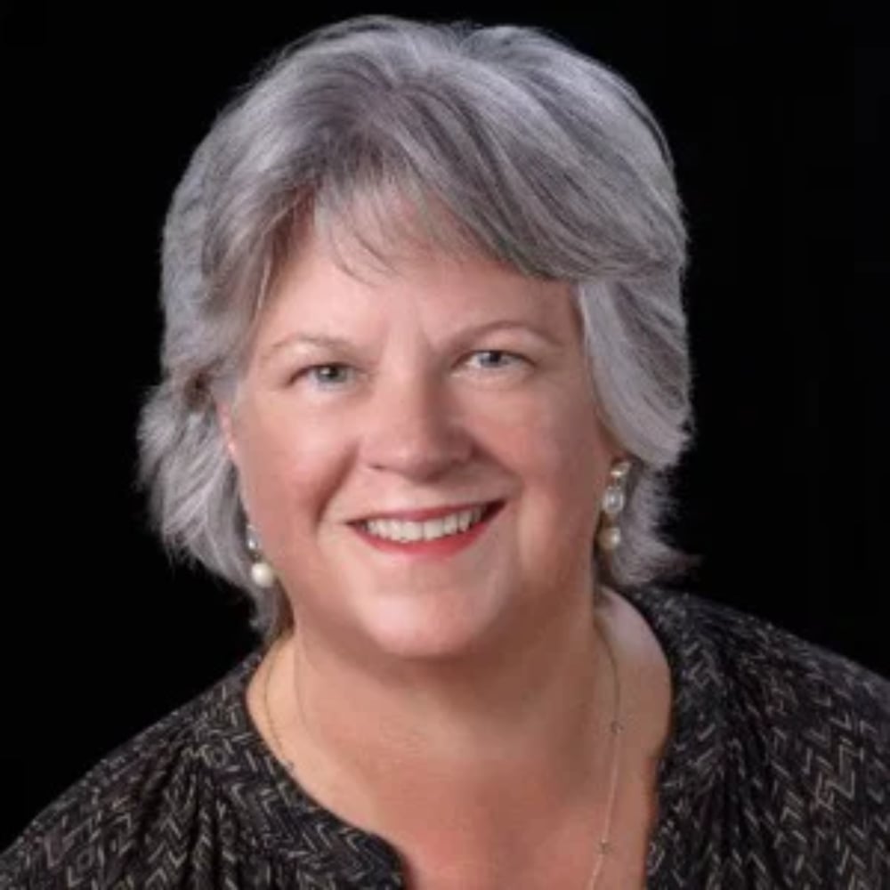 Eileen Mason Franklin, MA Real Estate Agent Headshot