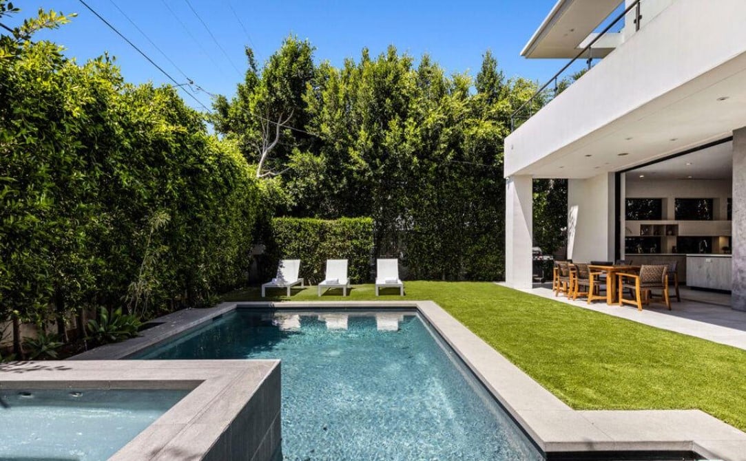 N Edinburgh Avenue, 90048