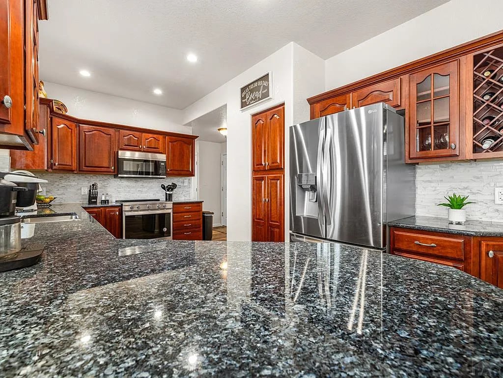 3938 Augusta Ln