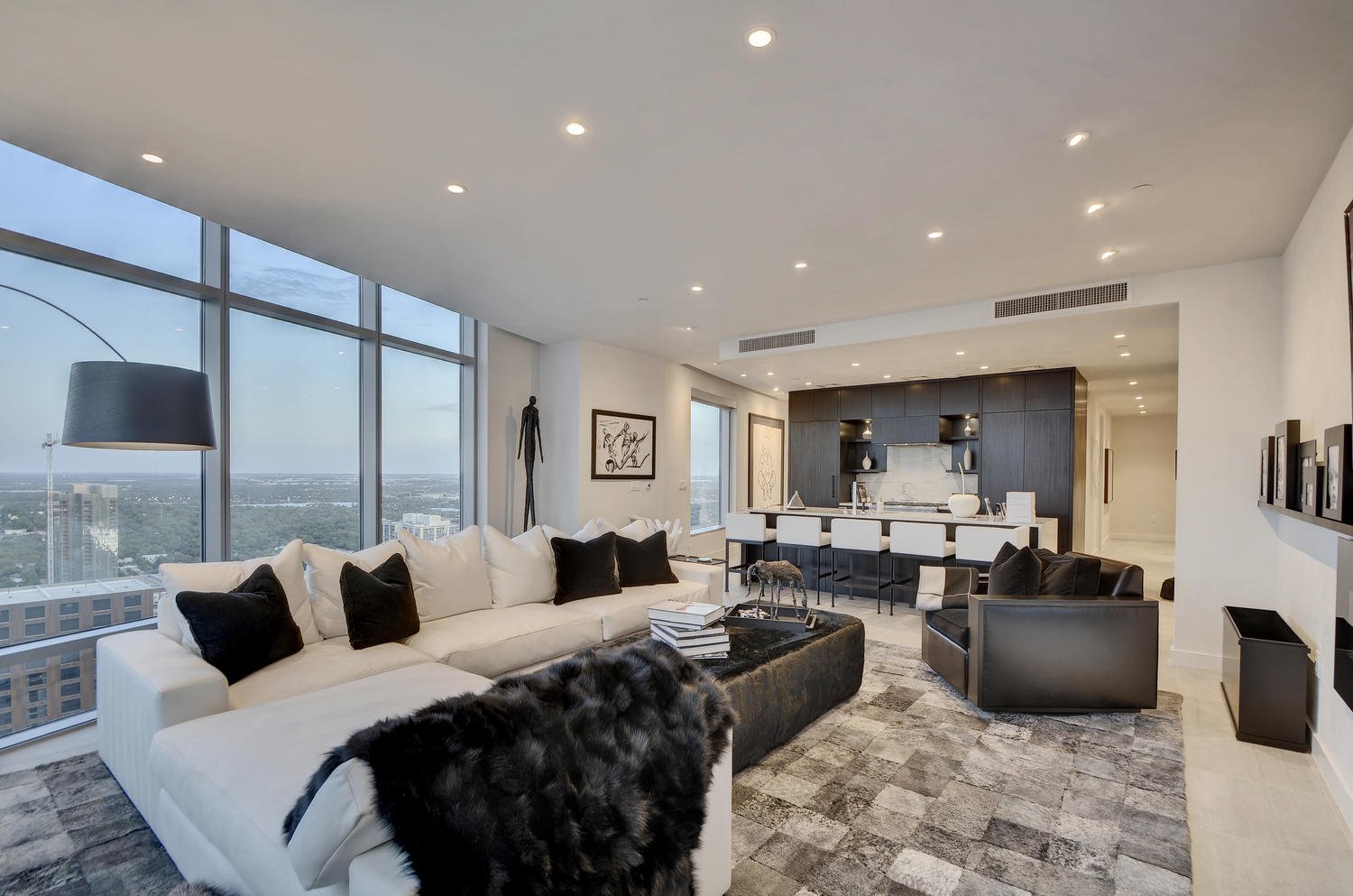 200 Congress Avenue #43ST