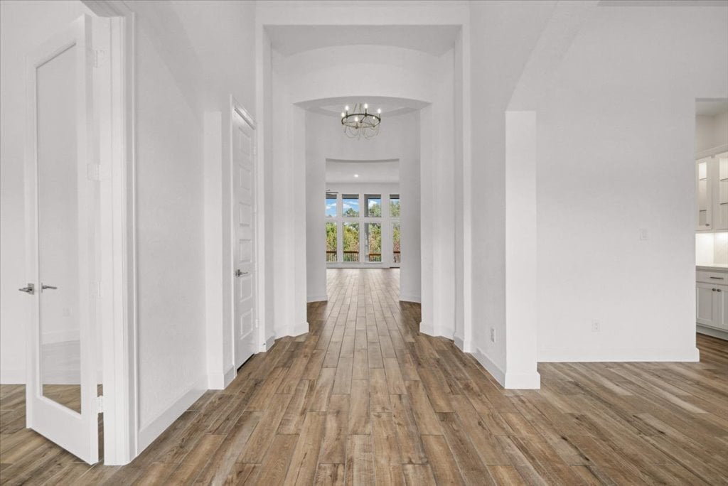 1216 Deerfoot Circle