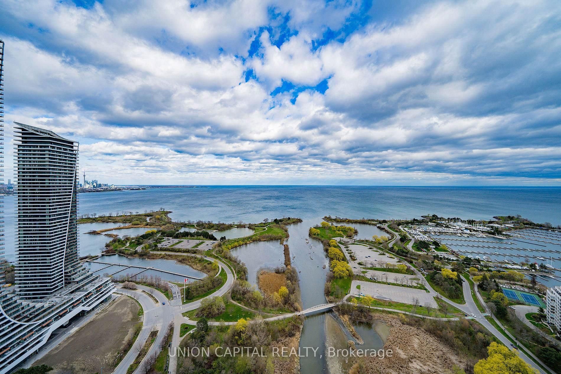 HUMBER BAY PENTHOUSE 