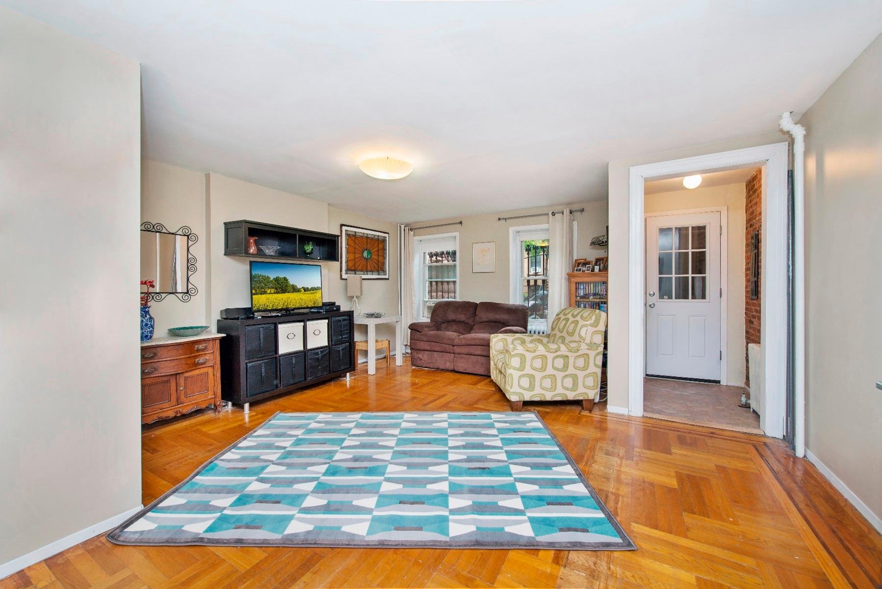 438 6th Street