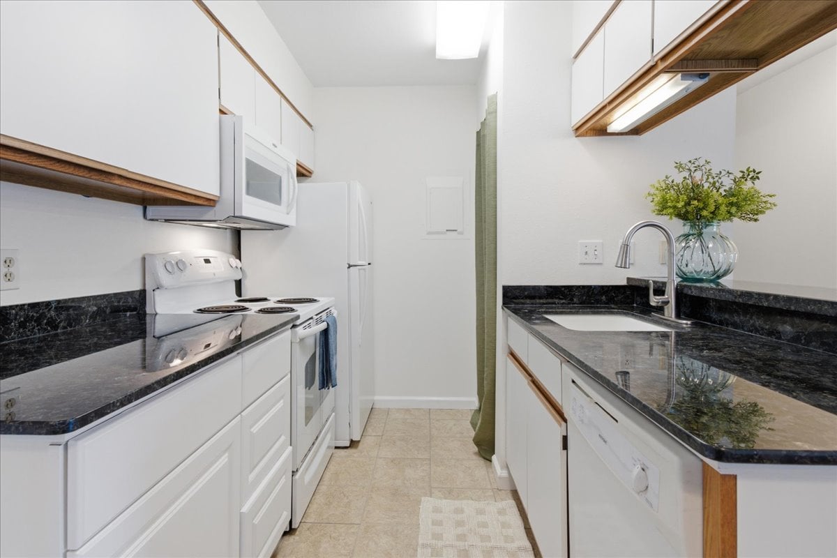 Fairway Terrace C202