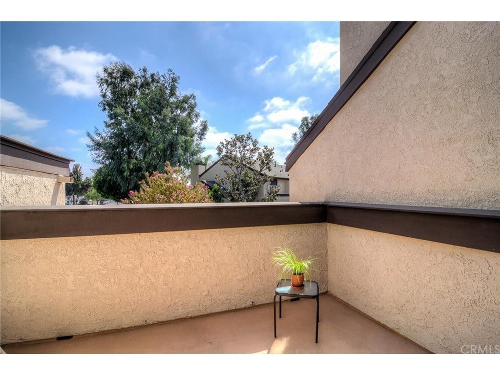 901 Powell Ct